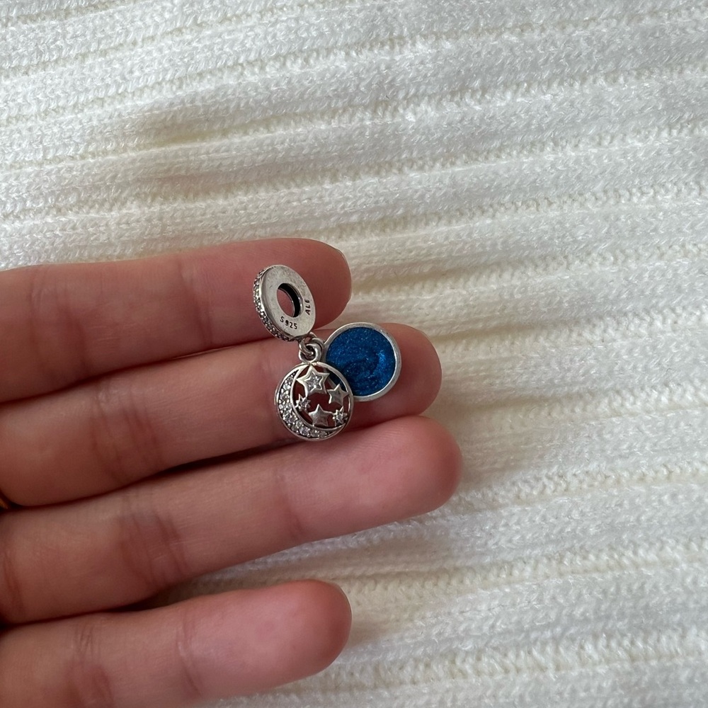 Pandora Starry Night Charm